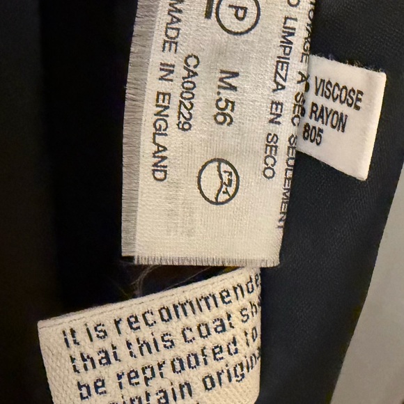 Aquascutum of London Beautiful Men’s Trench Coat - Picture 8 of 9